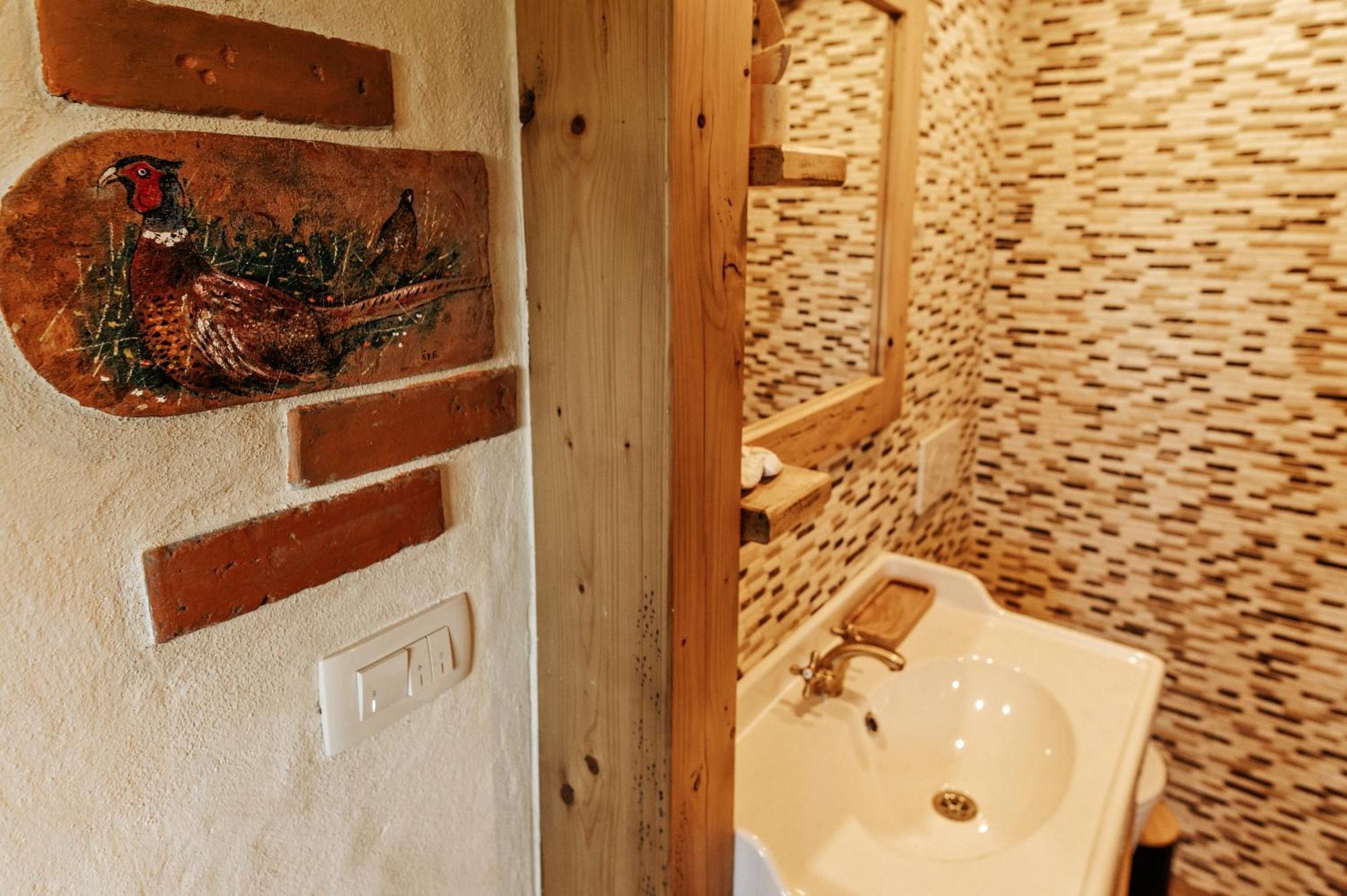 Gostilnica Orle - Sleeping In The Tower Hotel Skofljica Exterior photo